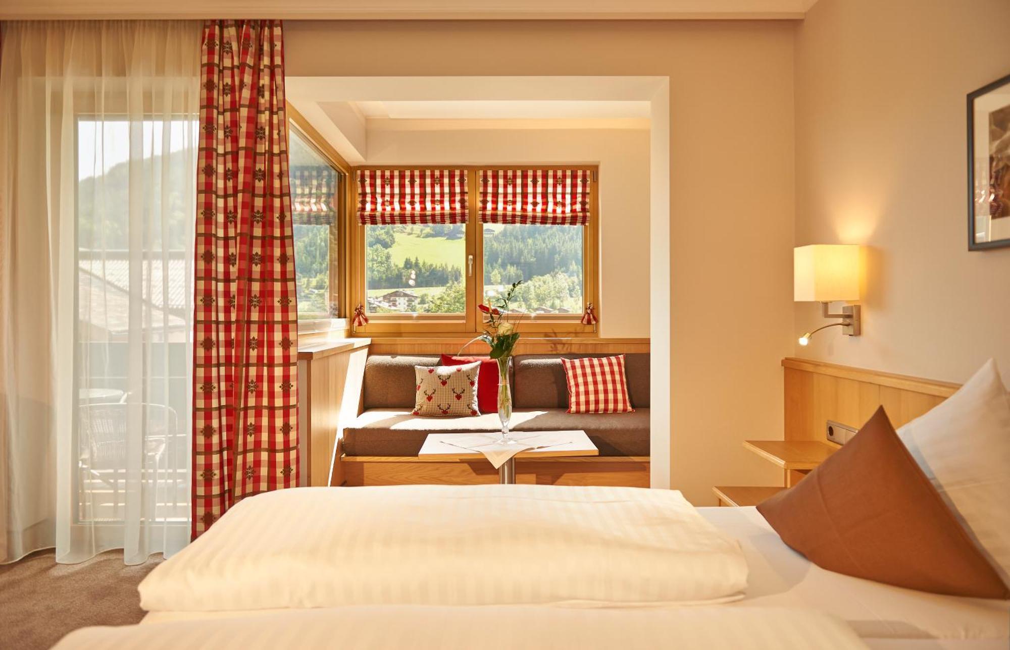 Hotel Waidmannsheil Флахау Екстериор снимка